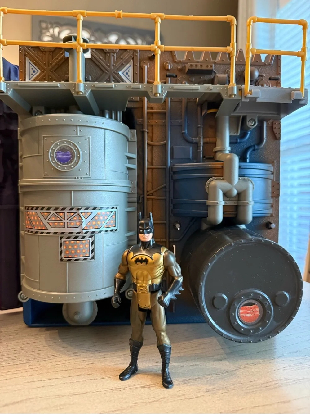 1992 Kenner Batman The Animated Series Batcave Command Center